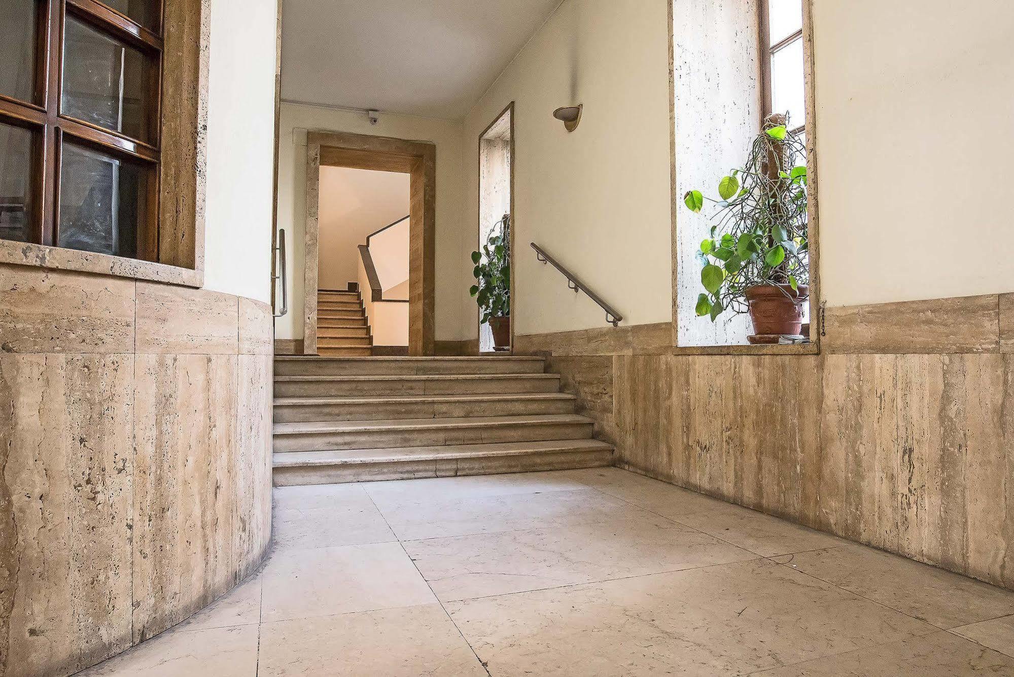 B&B 94Rooms Vatican - Vigliena Rom Exterior foto